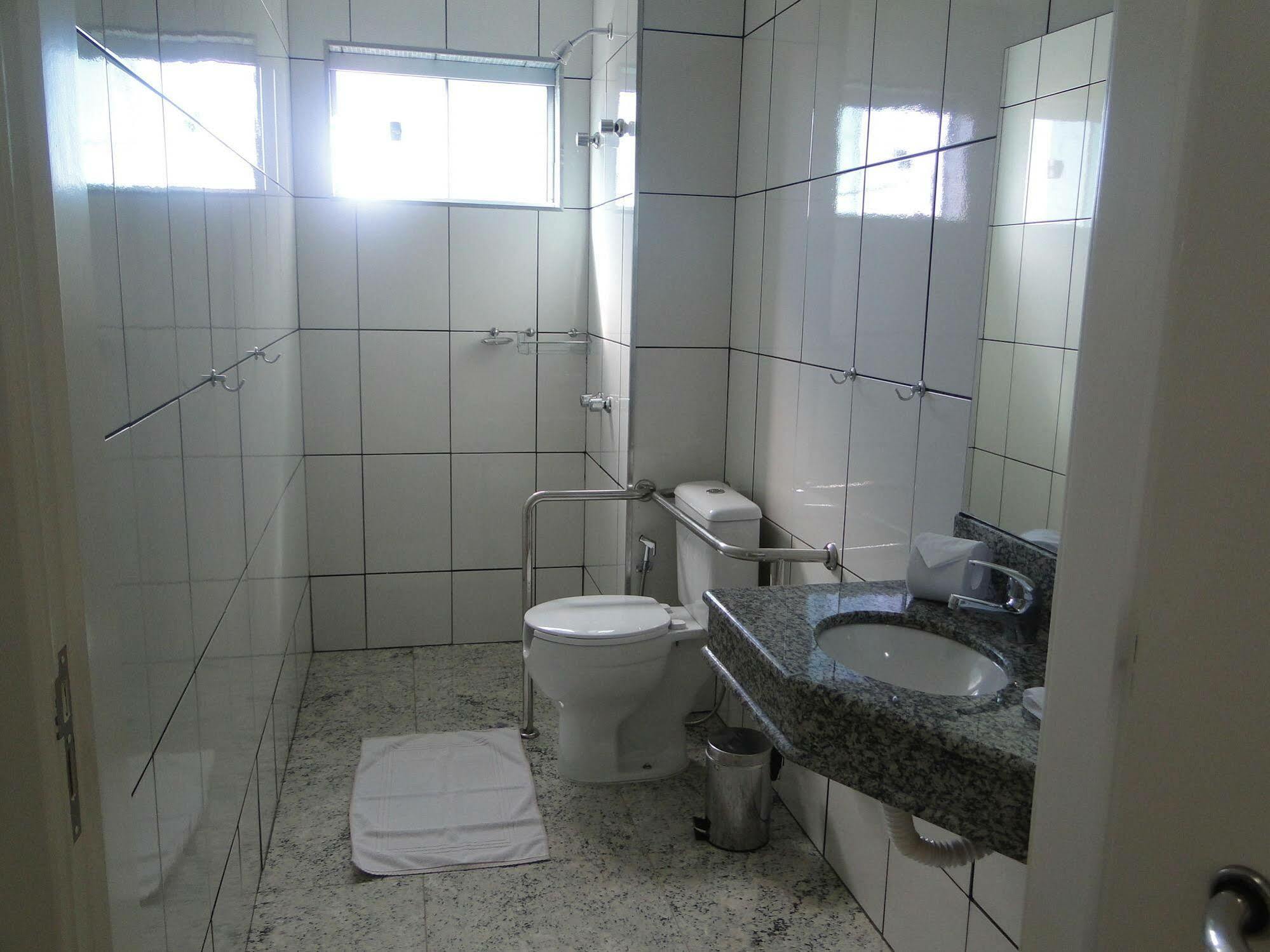 Hotel Flor De Minas Uberaba Bagian luar foto